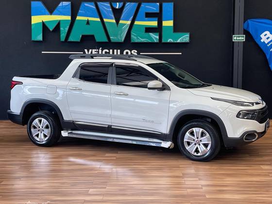 FIAT TORO 1.8 16V EVO FLEX FREEDOM AT6 FIAT TORO 1.8 16V EVO FLEX FREEDOM AT6